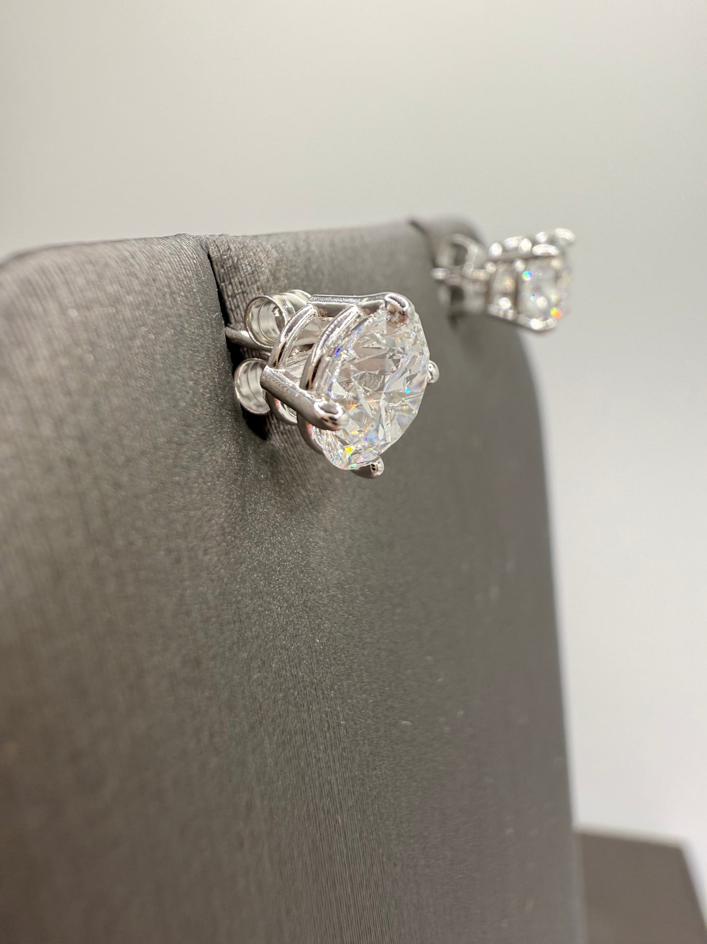 2.00 ctw Lab grown diamond studs