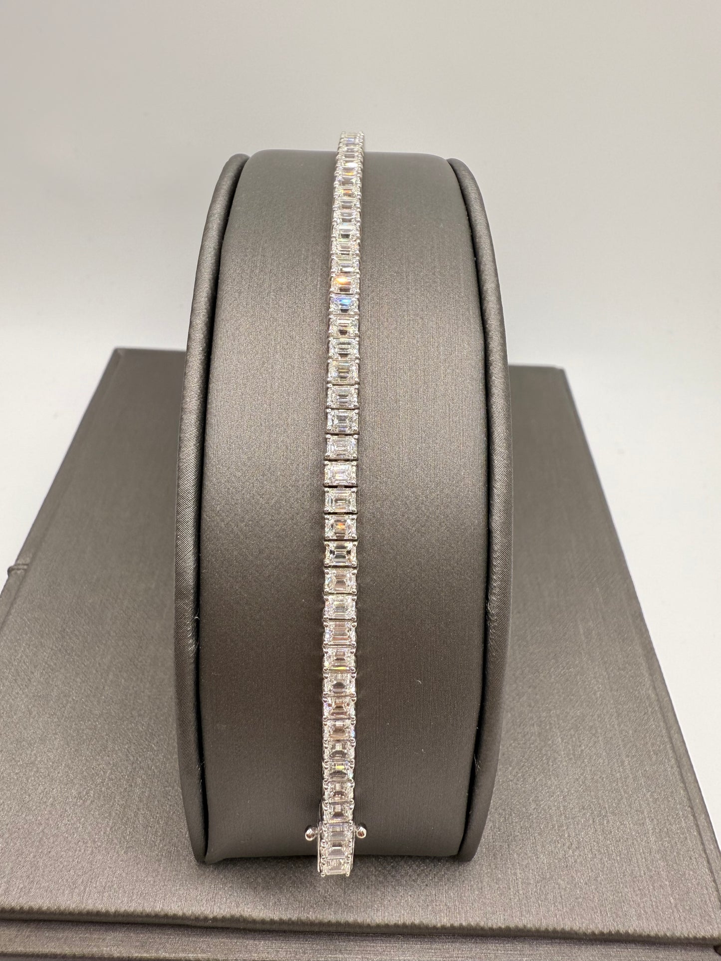 Emerald cut tennis bracelet