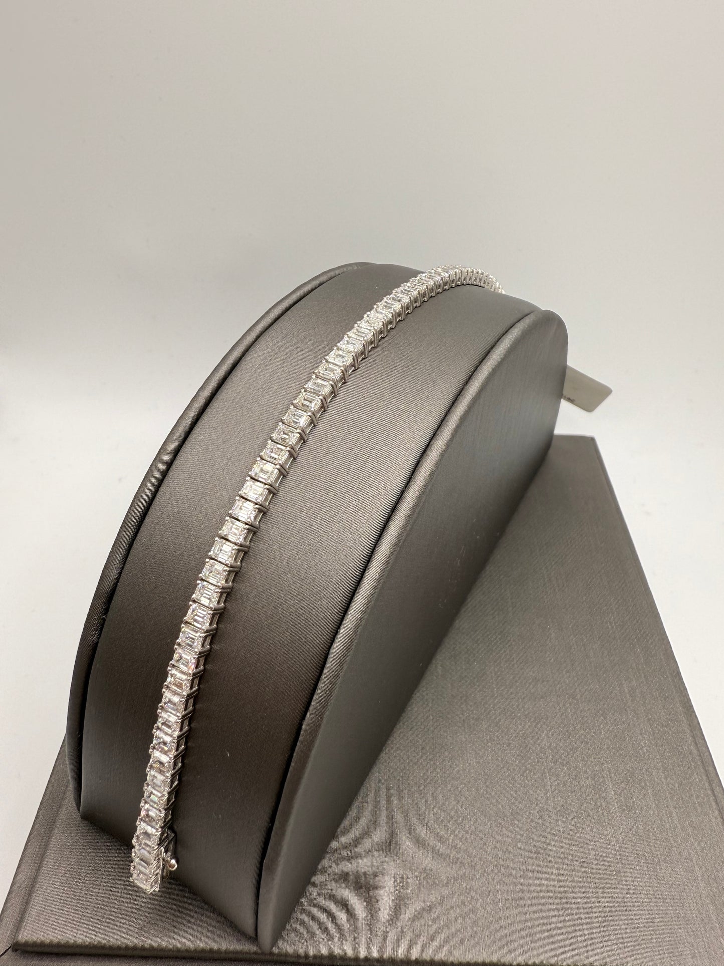 Emerald cut tennis bracelet