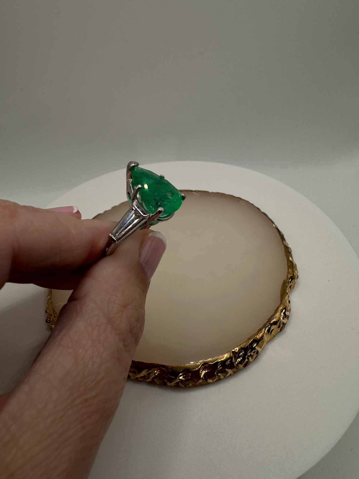 6.17 ct Green Emerald Ring