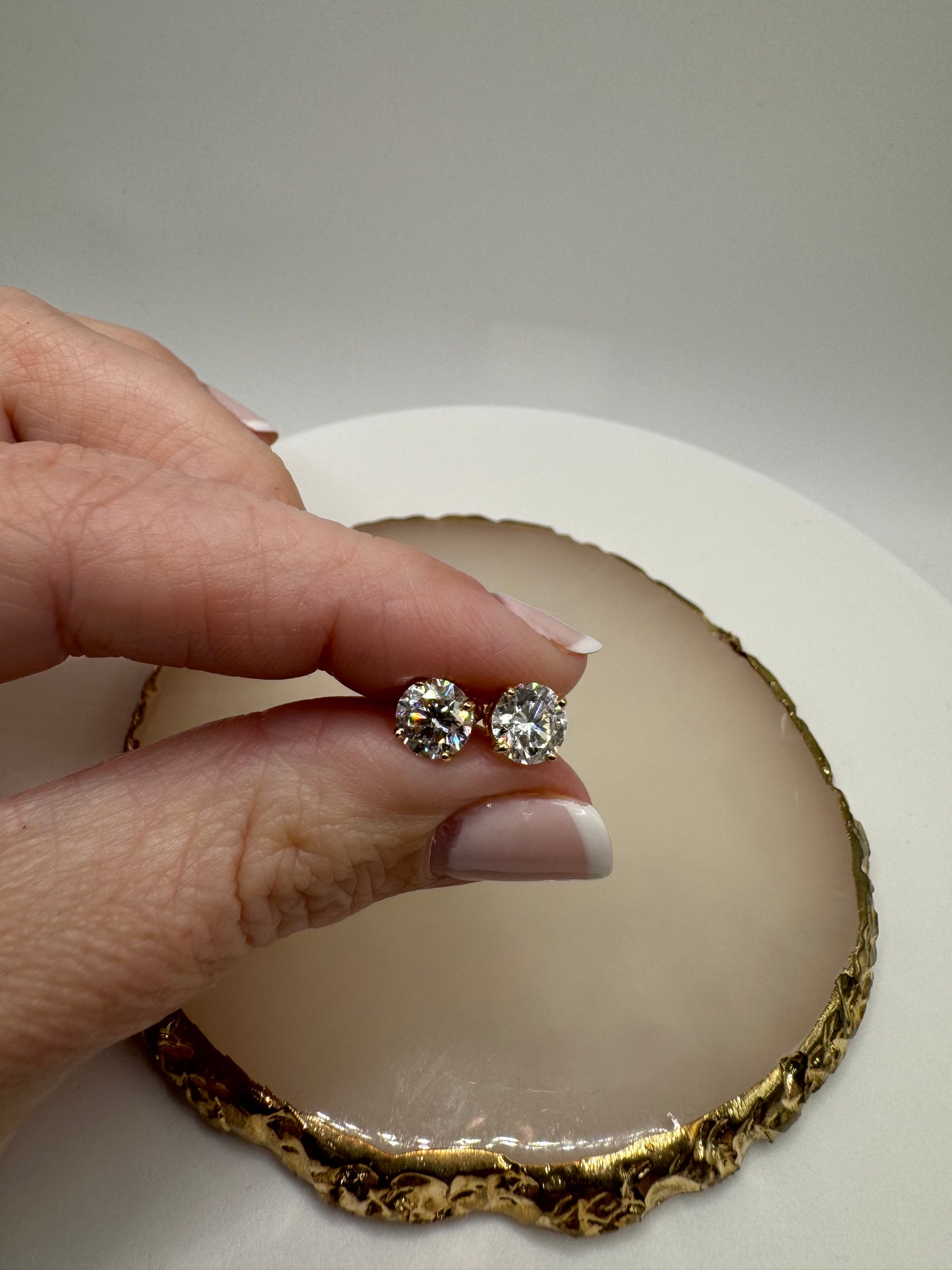 2.00 ctw Lab grown diamond studs