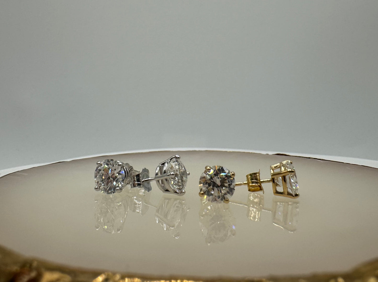 2.00 ctw Lab grown diamond studs