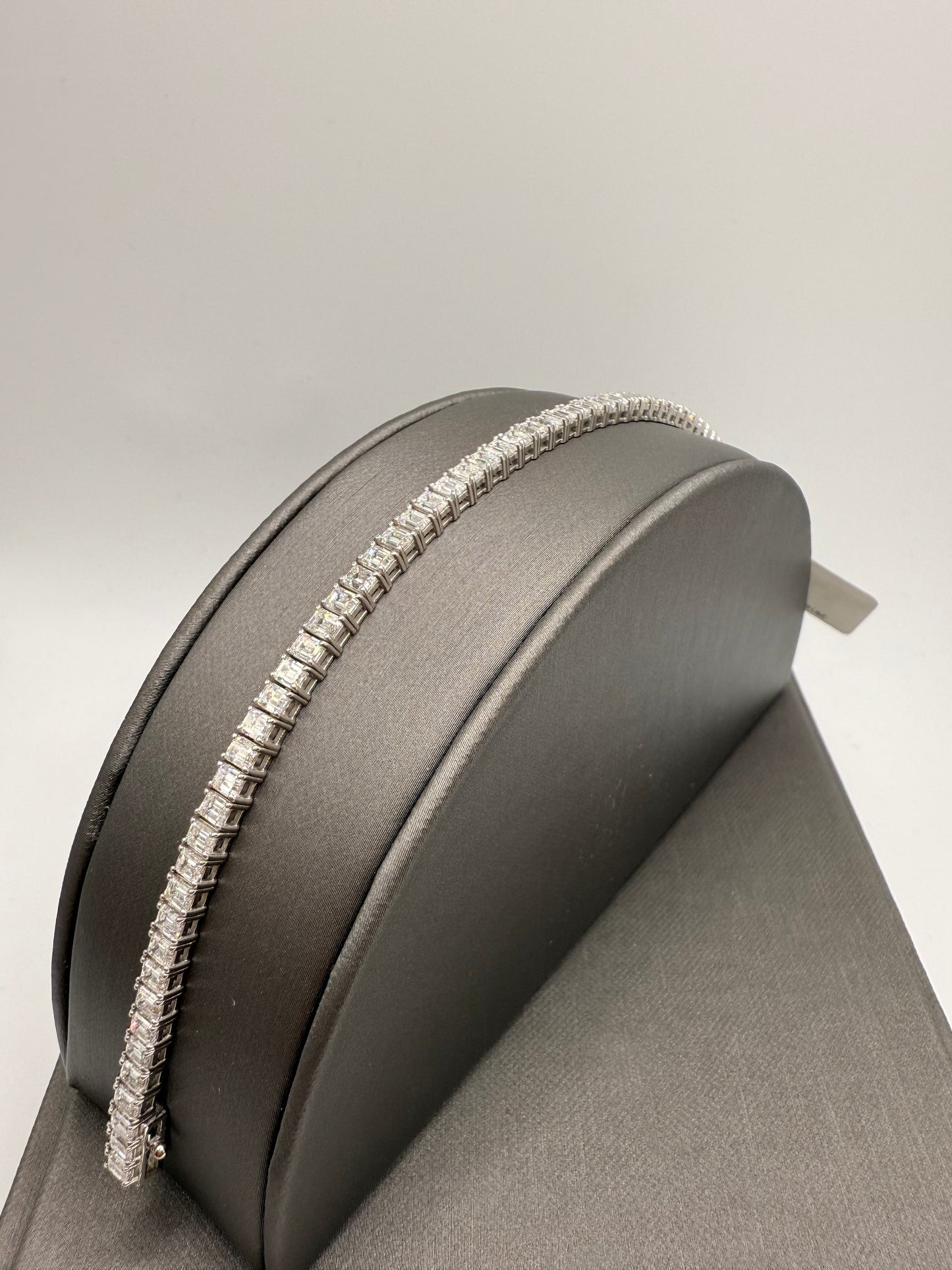 Emerald cut tennis bracelet