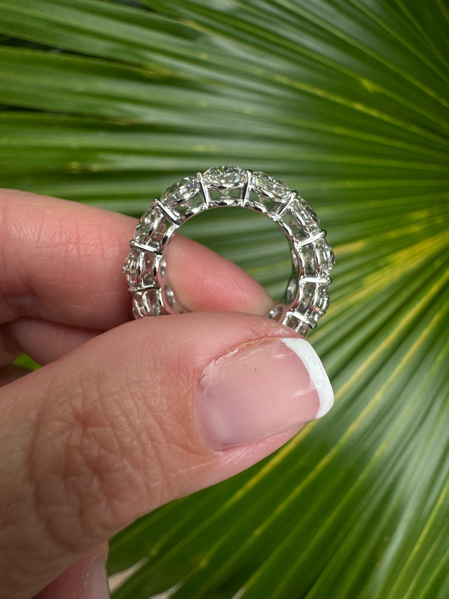 Oval eternity band